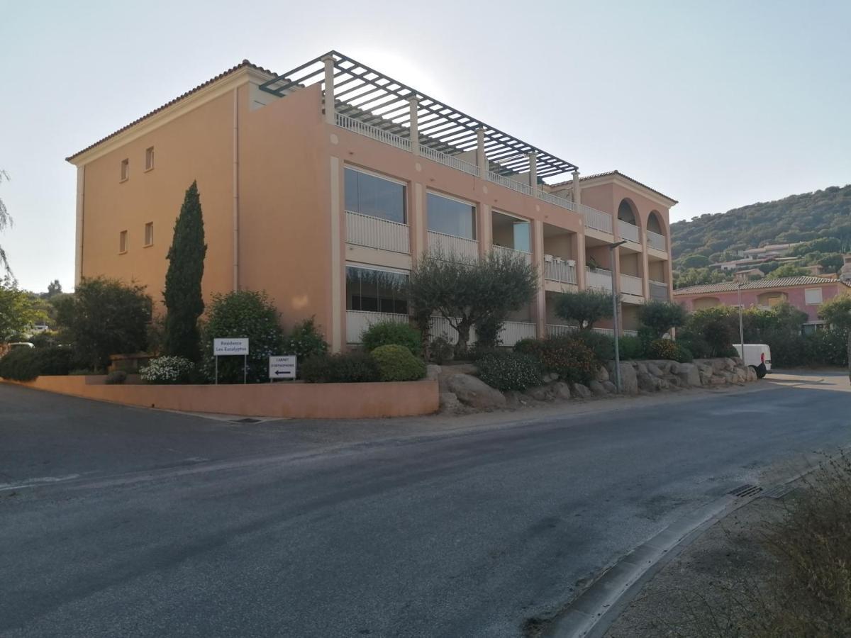 Appartement Residence Les Eucalyptus LʼÎle-Rousse Екстериор снимка